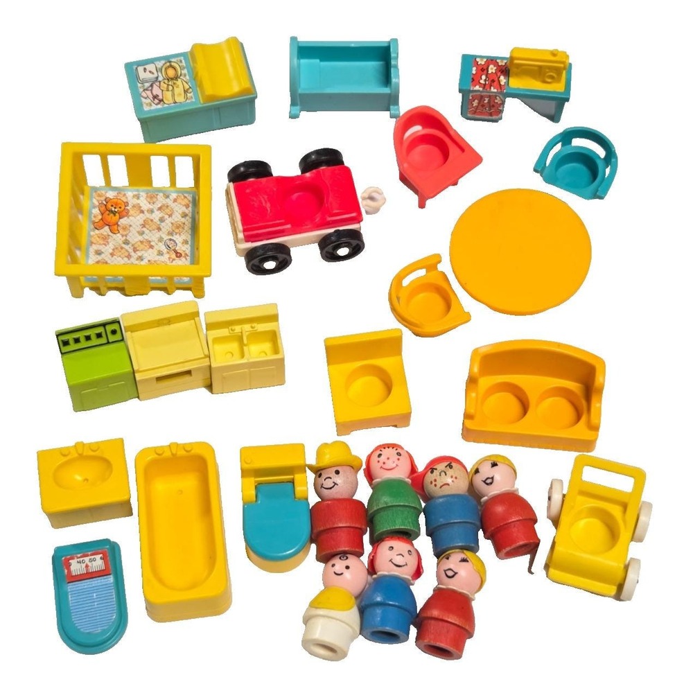 Vintage Fisher Price Play Family House Furniture Wood Little People Lot (26 Pcs)